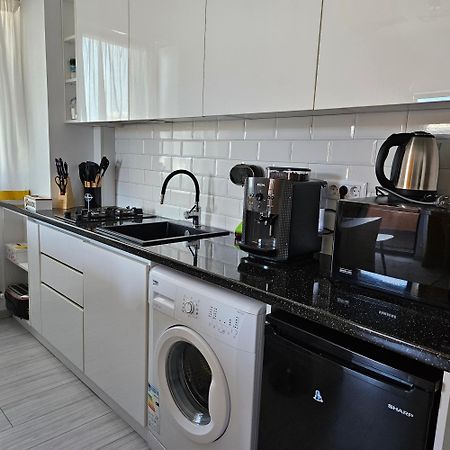 Apartament Dem Radulescu Langa Strand Ramnicu Valcea Exterior foto