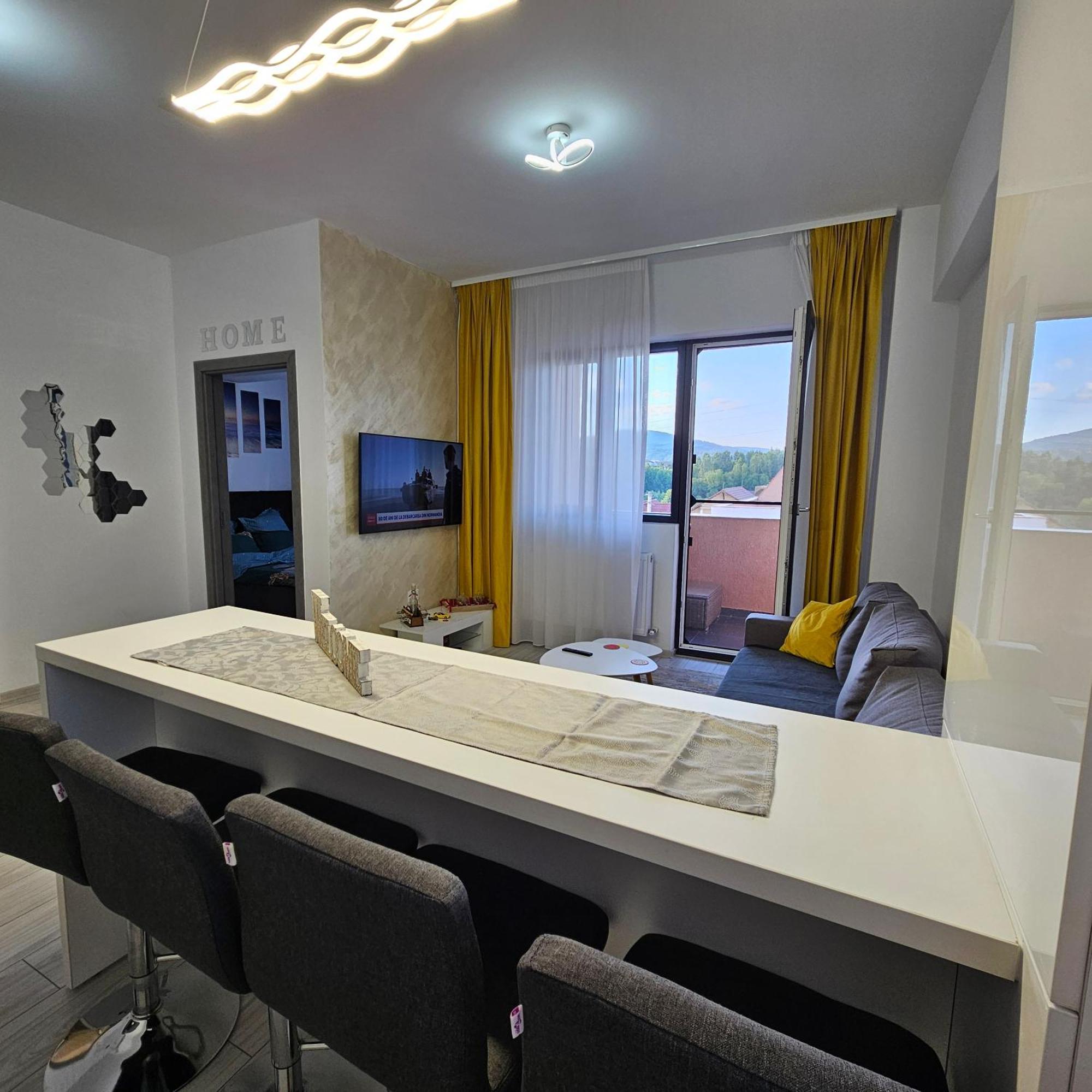 Apartament Dem Radulescu Langa Strand Ramnicu Valcea Exterior foto
