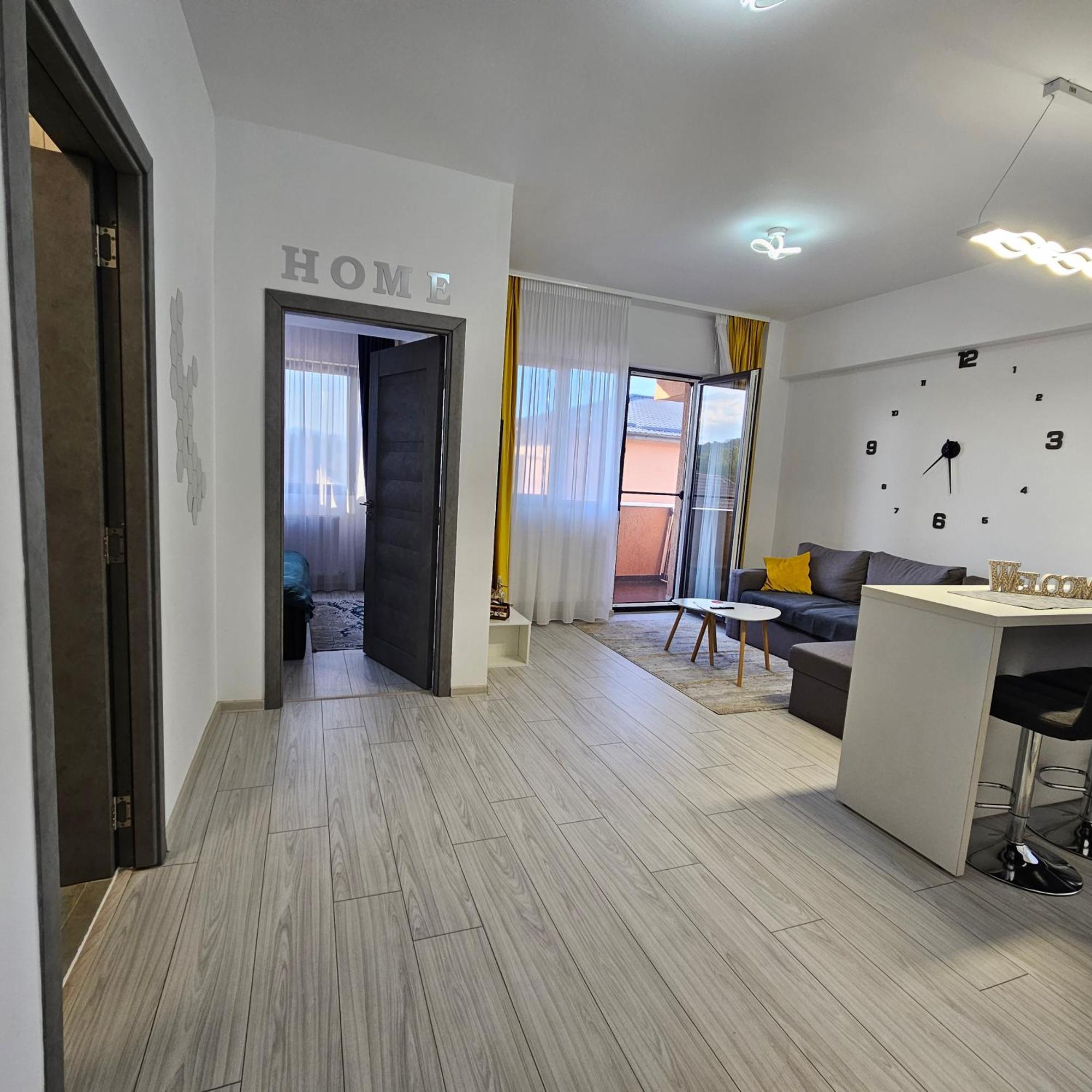 Apartament Dem Radulescu Langa Strand Ramnicu Valcea Exterior foto