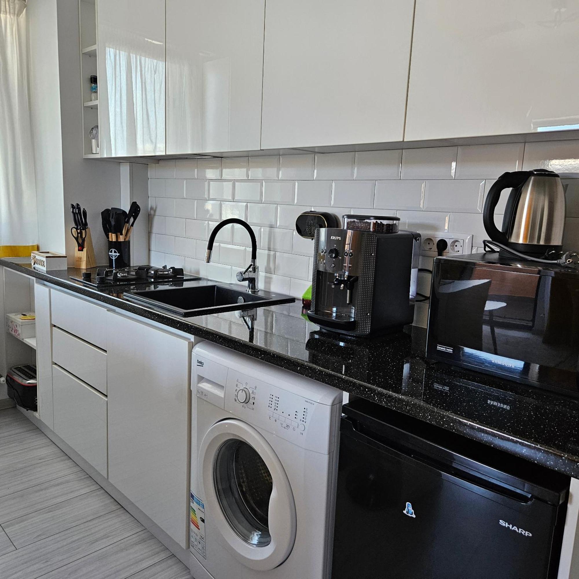 Apartament Dem Radulescu Langa Strand Ramnicu Valcea Exterior foto